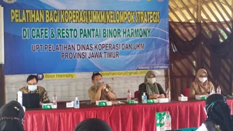 Pemkab Probolinggo Latih Pengurus Koperasi, Berikan Kunci Sukses - GenPI.co JATIM