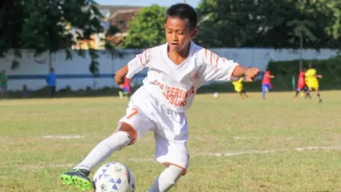 Diklat Sepak Bola Surabaya Sudah Buka, Simak Syaratnya - GenPI.co JATIM