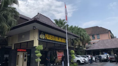 KPK Kembali ke Probolinggo, Pinjam Kantor Polresta Malang Kota - GenPI.co JATIM