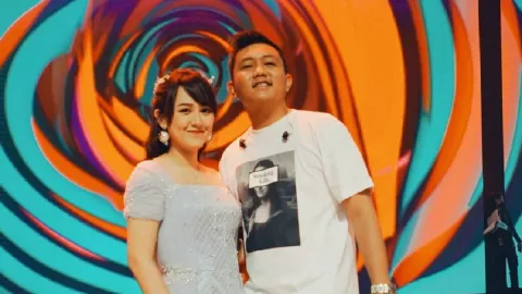 Denny Caknan Puji Kecantikan, Happy Asmara Beri Kode - GenPI.co JATIM