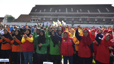 Kader Kesehatan Surabaya Mendapat Angin Segar, Honornya Naik - GenPI.co JATIM