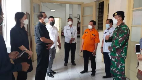 Kemenkes Buka Kemungkinan Ubah RSLI Surabaya Menjadi RS Pusat OJK - GenPI.co JATIM