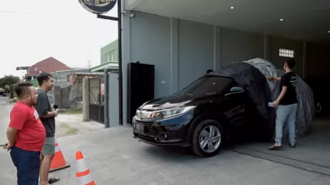 Gokil! Crazy Rich Kediri Hadiahkan Mobil ke Firza Valaza - GenPI.co JATIM