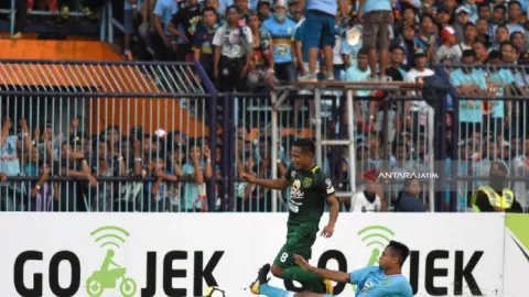 Persela dan Persebaya Sama Kuat di Putaran 2 Liga1 Musim 2018 - GenPI.co JATIM