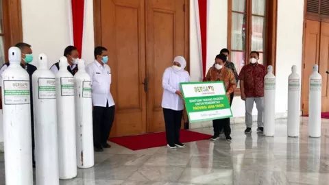 Antisipasi Gelombang 3 Covid-19, Khofifah: Semua Harus Tenang - GenPI.co JATIM