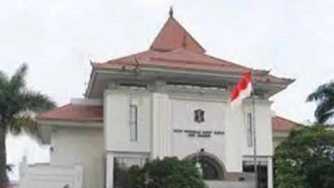 DPRD Surabaya Soroti Liponsos Babat Jerawat, Ada yang Mendesak - GenPI.co JATIM