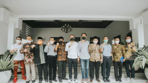 APBD Surabaya 2022 Bakal Disahkan di Tanggal Istimewa - GenPI.co JATIM