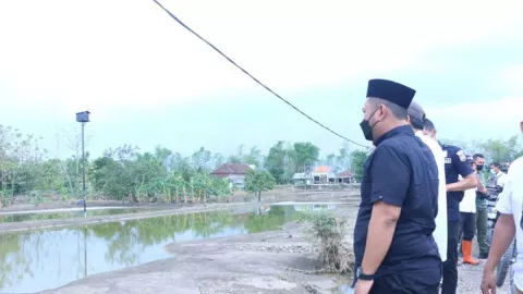 Sawah Banjir, Petani Wadul ke Bupati Gresik - GenPI.co JATIM