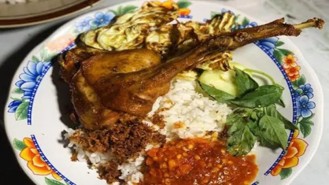 Nasi Bebek Purnama, Kuliner Legendaris, Tidak Buka Cabang - GenPI.co JATIM