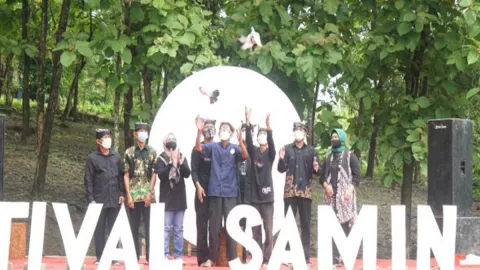 Festival Samin Ke-5, Bentuk Keberagaman Kabupaten Bojonegoro - GenPI.co JATIM