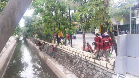 Surabaya Banjir, Simak Cara Jitu Pemkot - GenPI.co JATIM