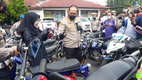 Ketahuan Balap Liar, Ratusan Sepeda Motor di Kediri Diamankan - GenPI.co JATIM