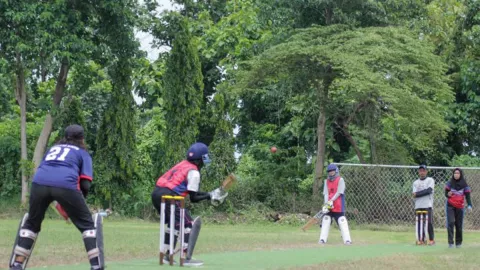Kejurprov Kriket Digelar di Situbondo, Ribuan Atlet Ambil Bagian - GenPI.co JATIM
