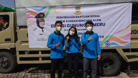 Forum Anak Kota Mojokerto Sisihkan Uang Saku untuk Bencana Semeru - GenPI.co JATIM