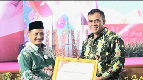 Pemkab Situbondo Sabet Penghargaan Dipenghujung 2021, Bangga! - GenPI.co JATIM