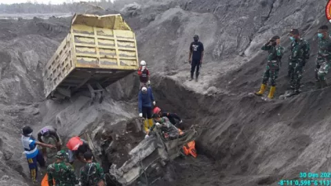 2 Jenazah Korban Erupsi Gunung Semeru Kembali Ditemukan - GenPI.co JATIM