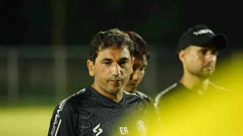 Arema FC Beri Pengumuman Terkait Pelatih Musim Depan - GenPI.co JATIM