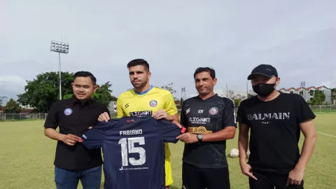 Fabiano Berpeluang Jadi Pemain Inti, Laga Arema FC vs PSS Sleman - GenPI.co JATIM