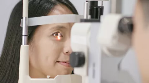 Kenali Pengaruh Diabetes pada Mata, Ahli Sarankan Rutin Periksa - GenPI.co JATIM