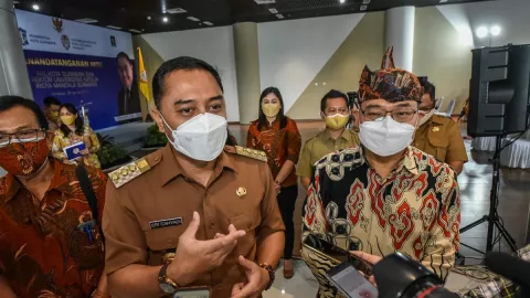 Warga Surabaya Positif Covid-19, Eri Cahyadi Beri Imbauan Penting - GenPI.co JATIM