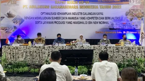 Industri Galangan Kapal Merana, Omzet Terjun Bebas Selama Pandemi - GenPI.co JATIM
