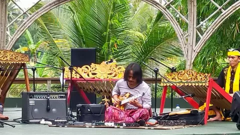 Dewa Budjana Tampil di Banyuwangi, Bawakan Lagu Spesial - GenPI.co JATIM