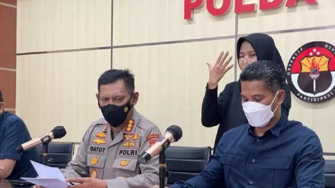 Polda Jatim Hentikan Kasus Seteru Bupati Bojonegoro dan Wakilnya - GenPI.co JATIM