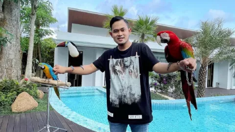 Tengok Burung Peliharaan Crazy Rich Malang, Harganya Bikin Syok - GenPI.co JATIM