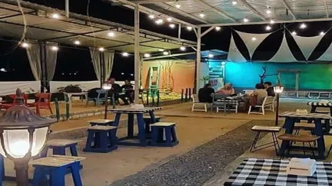 Rekomendasi Kafe Outdoor dan Pantai di Tuban, Enak Buat Nongkrong - GenPI.co JATIM