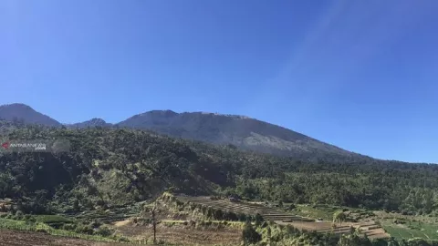 Seorang Pendaki Dilaporkan Hilang di Gunung Arjuno - GenPI.co JATIM