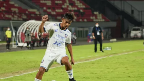 Lawan Persik Kediri, Pemain Arema FC Tito Hamzah Absen - GenPI.co JATIM
