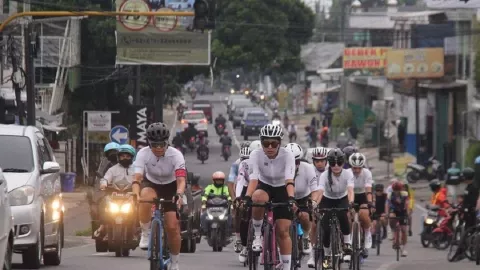 Komunitas Mimo Cycling Indonesia Malang Punya Jersey Baru, Elegan - GenPI.co JATIM