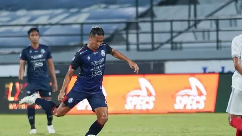 Arema FC Sukses Tundukkan PSM Makassar - GenPI.co JATIM