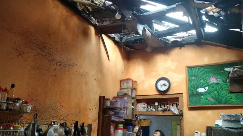 Sempat Terdengar Ledakan, Dapur Rumah Warga Malang ini Terbakar - GenPI.co JATIM