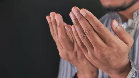 2 Doa yang Sering Dibaca Nabi Muhammad SAW Beserta Latinnya - GenPI.co JATIM