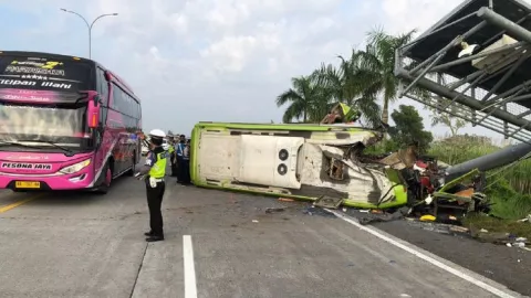 Santunan Korban Kecelakaan Bus di Tol Mojokerto Segera Cair - GenPI.co JATIM