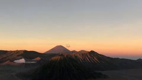 Pengumuman! Gunung Bromo Tutup Bagi Wisatawan Pada 15 Juni 2022 - GenPI.co JATIM