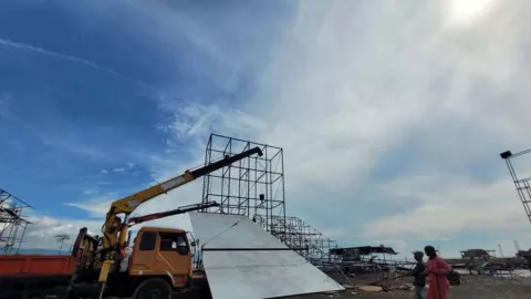 Pembangunan Arena Panjat Tebing Porprov Jatim Dikebut - GenPI.co JATIM