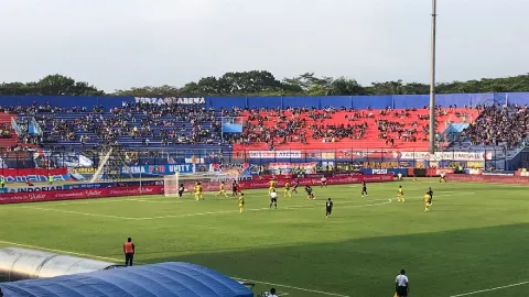 Arema FC Taklukkan Barito Putera Lewat Adu Penalti - GenPI.co JATIM