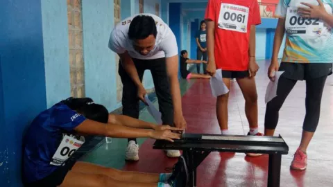 Atlet Jalani Tes DBON Ketat di Unesa, Tak Sesuai Langsung Gugur - GenPI.co JATIM