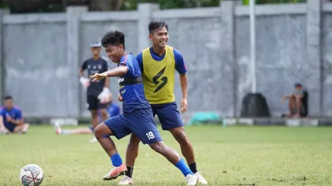 2 Pemain Muda Arema FC Dipinjam Deltras, Beri Pengalaman - GenPI.co JATIM