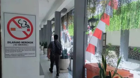 Rokok Eceran Dilarang Beredar Tahun Depan, Pemkot Surabaya Siap Terapkan - GenPI.co JATIM