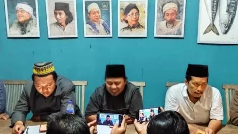 Alumni Ponpes se-Kediri Peringatkan Suharso Munarfa, Keras! - GenPI.co JATIM
