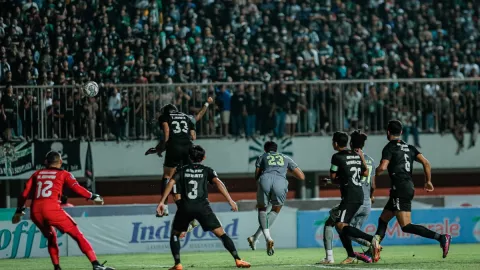 Link Live Streaming Liga 1, Persebaya Surabaya vs Bali United - GenPI.co JATIM