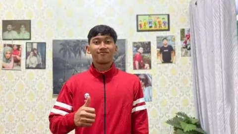 Profil Adtiya Nugraha, Kiper Persebaya yang Tampil Gemilang Lawan Vietnam U-19 - GenPI.co JATIM
