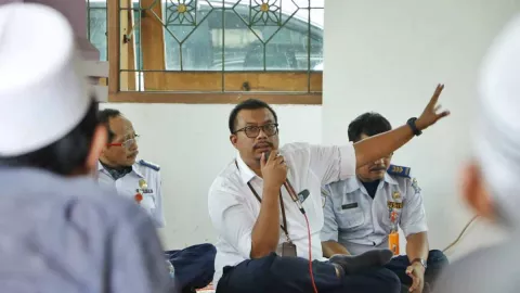 Dishub Surabaya Kelola Terminal Kawasan Sunan Ampel, Ada Penyesuaian Tarif - GenPI.co JATIM