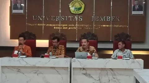 Perpeloncoan Ospek Fakultas Teknik Unej, Rektor Beri Peringatan Dekan - GenPI.co JATIM