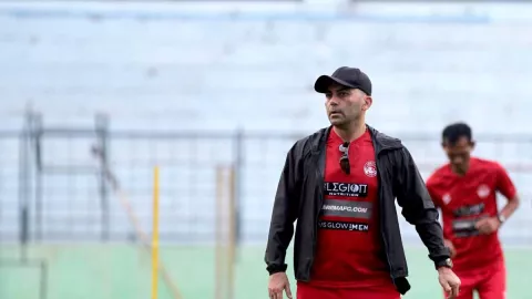 Arema FC Sediakan Psikolog, Bantu Kembalikan Mental Pemain - GenPI.co JATIM