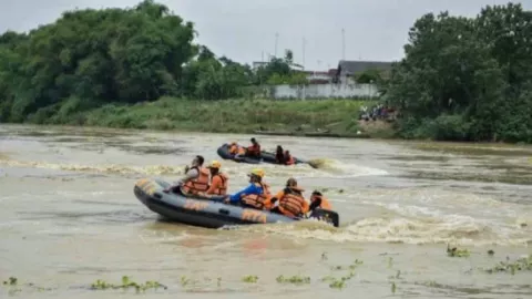 Sungai Bengawan Solo Siaga, 3 Daerah Jatim Terancam Banjir - GenPI.co JATIM