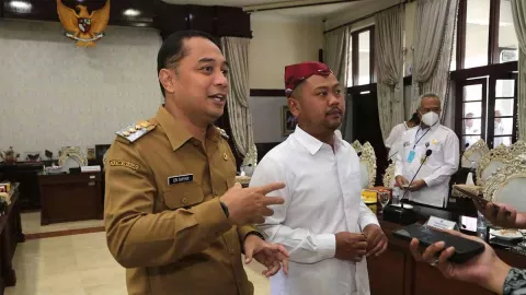 UHC Surabaya Raya Segera Terwujud, Warga Bisa Berobat Gratis di 3 Kota - GenPI.co JATIM